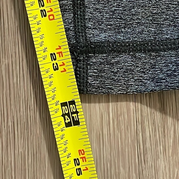 Lululemon Women’s Leggings Size 4 Grey Pace Rival 22” Stretch Spandex Workout - Picture 15 of 17